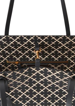 ABIGAIL>By Malene Birger Hot