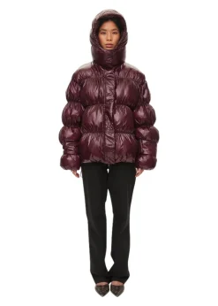 Active Hood Jacket></noscript>Oval Square Best