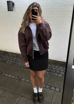 Adrian Crazy Horse></noscript>Dr. Martens Online