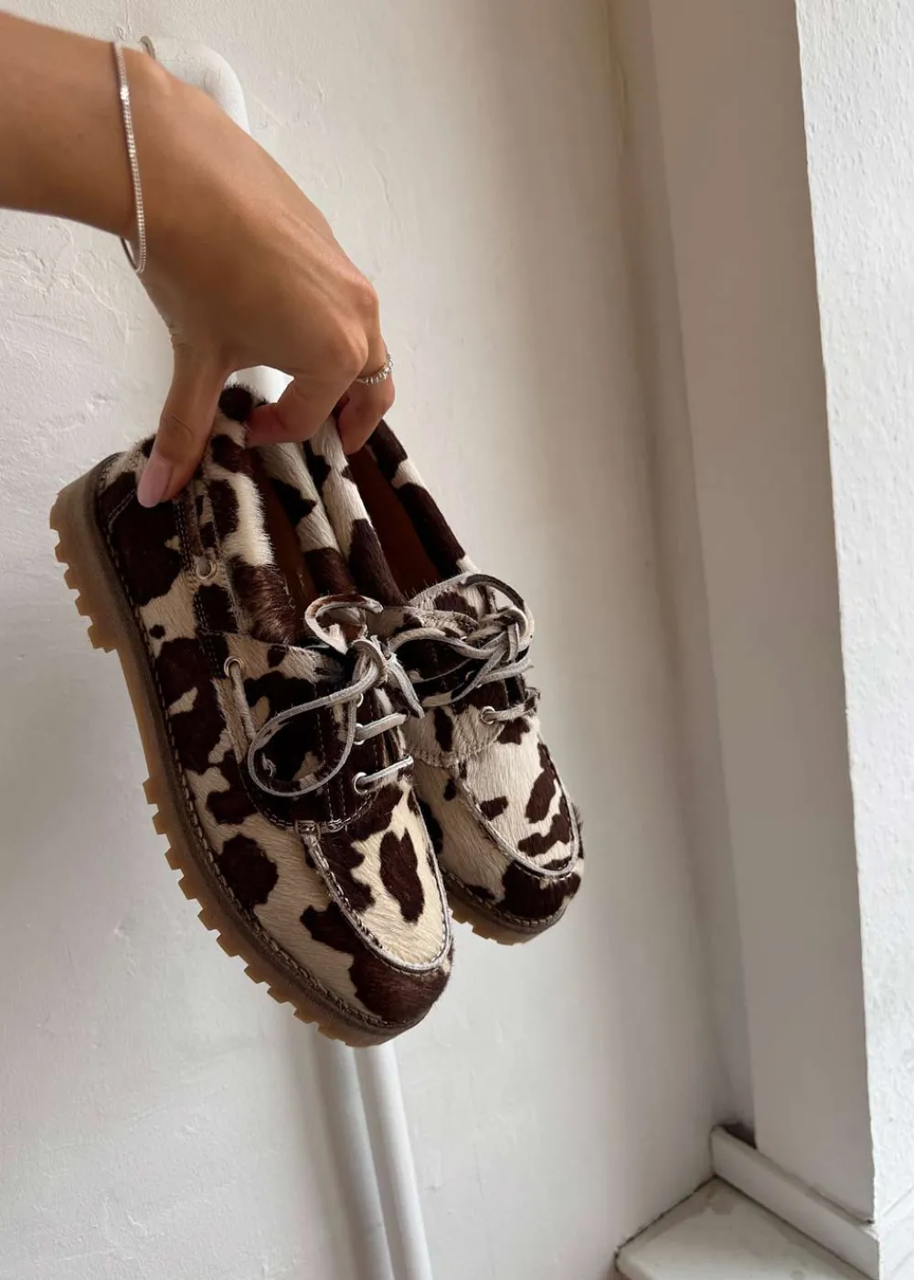 Alvina Pony>Pavement New