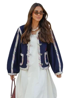 Como Jacket><noscript><img width=