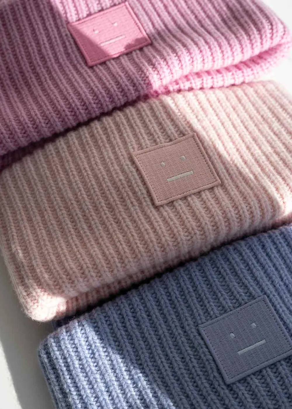 FA-UX-HATS000063>Acne Studios