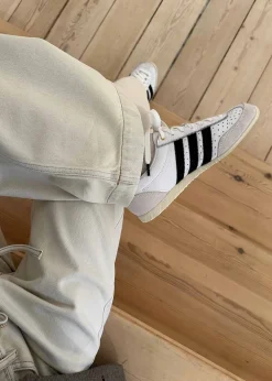 JAPAN></noscript>Adidas Originals New