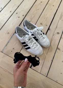 JAPAN></noscript>Adidas Originals New