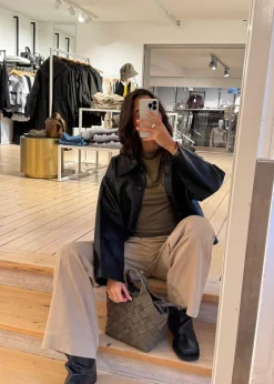 Lunara Collar Stitch Jacket></noscript>Neo Noir Outlet