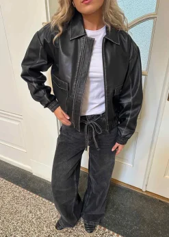 Opeyamd jacket></noscript>Modström Outlet