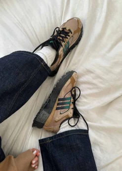 RESPONSE CL TR>Adidas Originals New