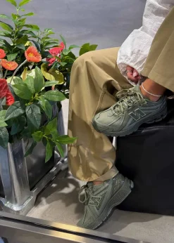 U1906ROG><noscript><img width=