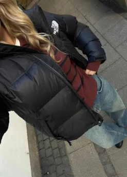 W 1996 RETRO NUPTSE JACKET></noscript>The North Face Discount