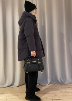 Alexa Heavy Grain><noscript><img width=