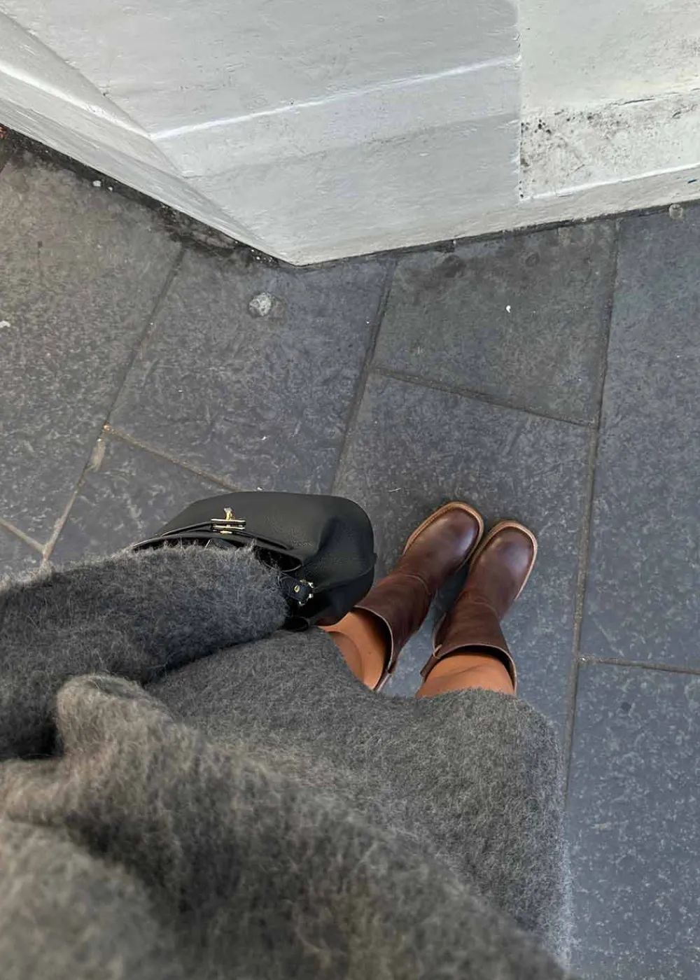 Anneli Vintage>Pavement