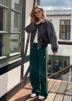 BECKENBAUER TP><noscript><img width=