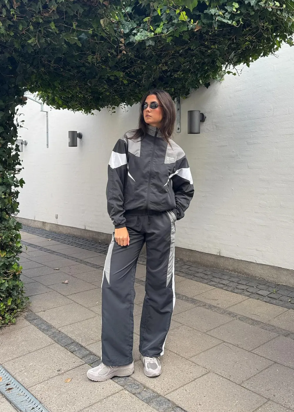 BETX(DI)VISION TRACK PANTS>Bareen Clearance