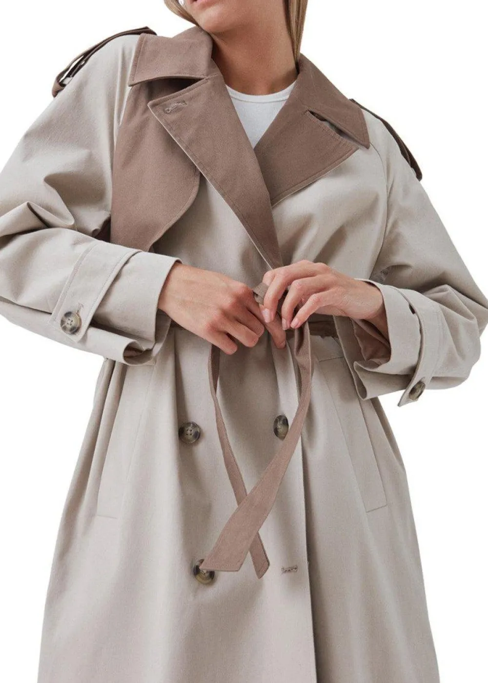 BrodaMD coat>Modström Best