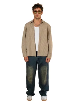 Checkered Shirt><noscript><img width=