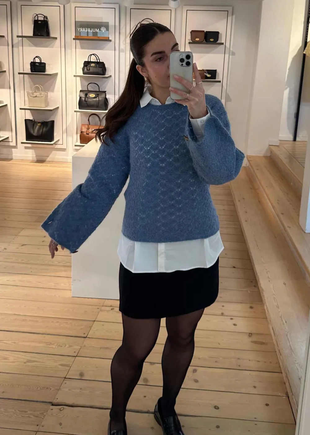 CIERRA>By Malene Birger Hot