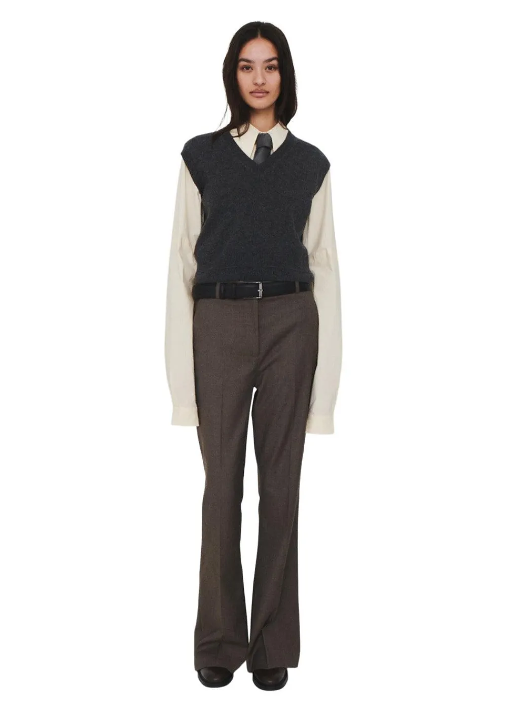 COMO DESTROYED VEST>The Garment