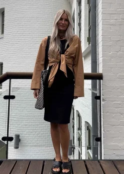 DaeMD dress><noscript><img width=