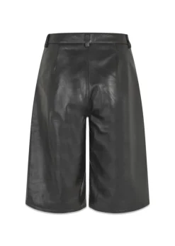 Deep Leather Shorts><noscript><img width=