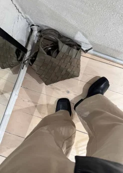 Edona><noscript><img width=