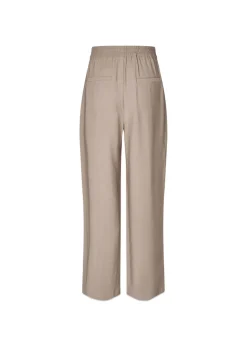 FanyaMD pants><noscript><img width=