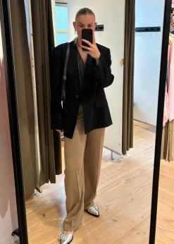 GaleMD 2 pants></noscript>Modström Discount