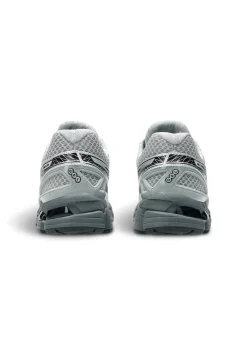 GEL-KAYANO 20><noscript><img width=