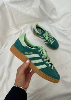 HANDBALL SPEZIAL></noscript>Adidas Originals Best