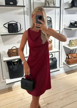 KatjaMD dress><noscript><img width=