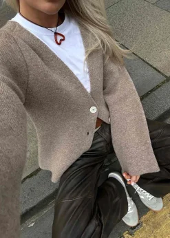 KlaytonMD cardigan></noscript>Modström Clearance