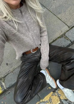 LananMD pants></noscript>Modström Hot