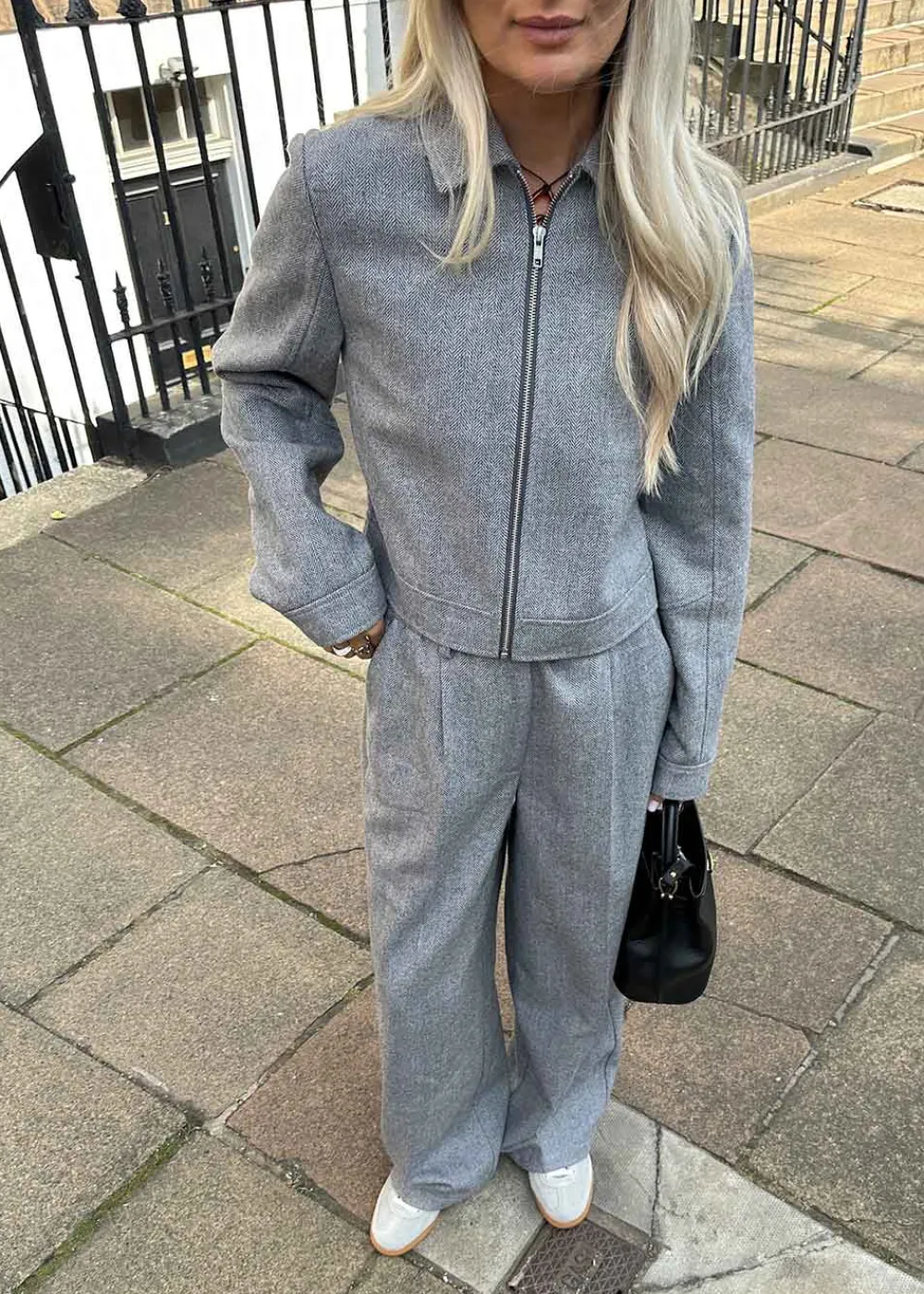 LissieMD pants>Modström Hot