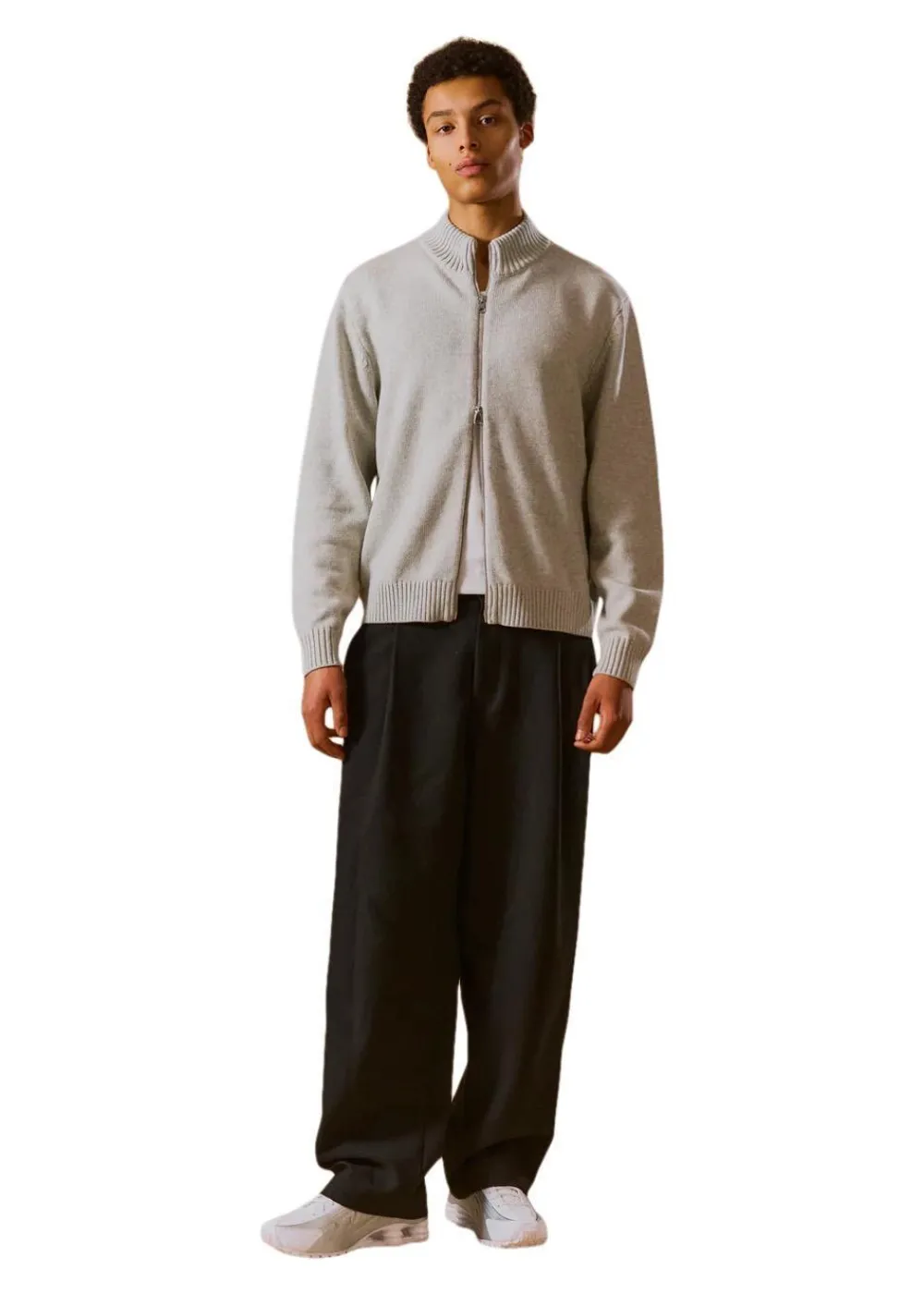 Logo Zip Knit>Globe Studios Hot