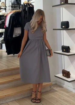 MalleMD long dress><noscript><img width=