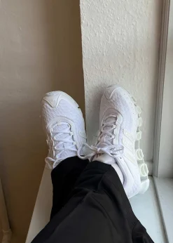 MEGARIDE><noscript><img width=