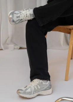 M1906REE><noscript><img width=