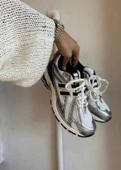 M1906RER></noscript>New Balance Hot