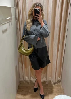 Nika Bermuda PU Shorts>Neo Noir