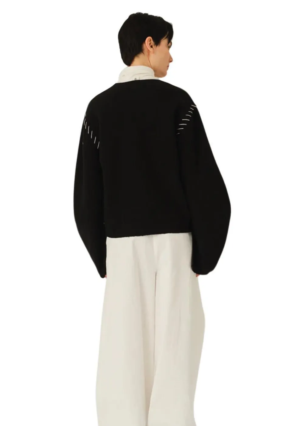 Oslo Sweater>The Garment