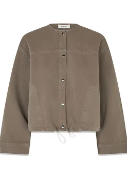 Princessmd short jacket></noscript>Modström New