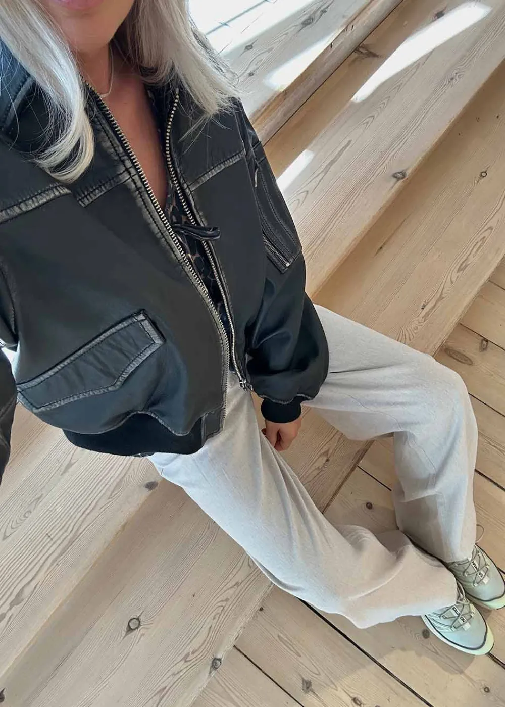 Rocker Leather Bomber>Oval Square Clearance