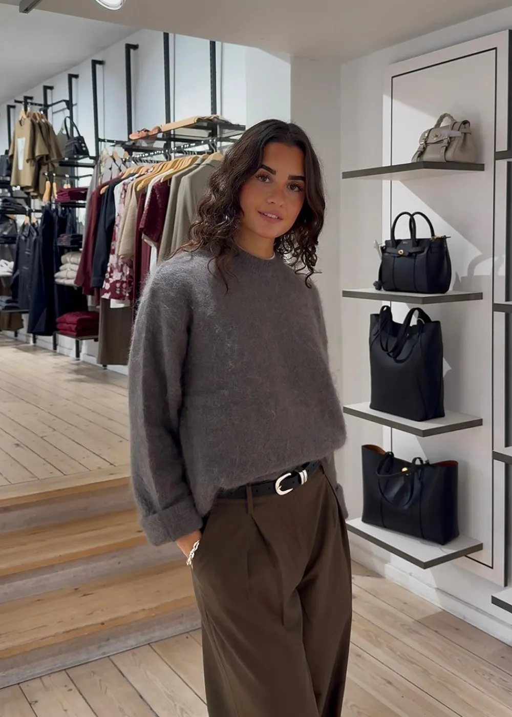 Roma Boyfriend Sweater>The Garment Discount