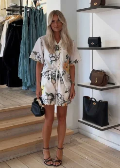 SCALLOPED ELASTICATED WAISTBAND SHORTS>Stine Goya Clearance