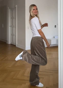 Tansy top><noscript><img width=