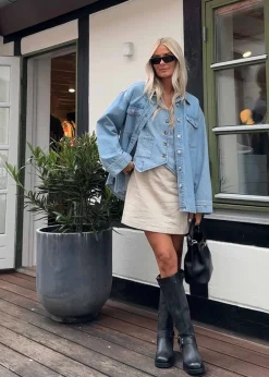 TylinMD vest><noscript><img width=