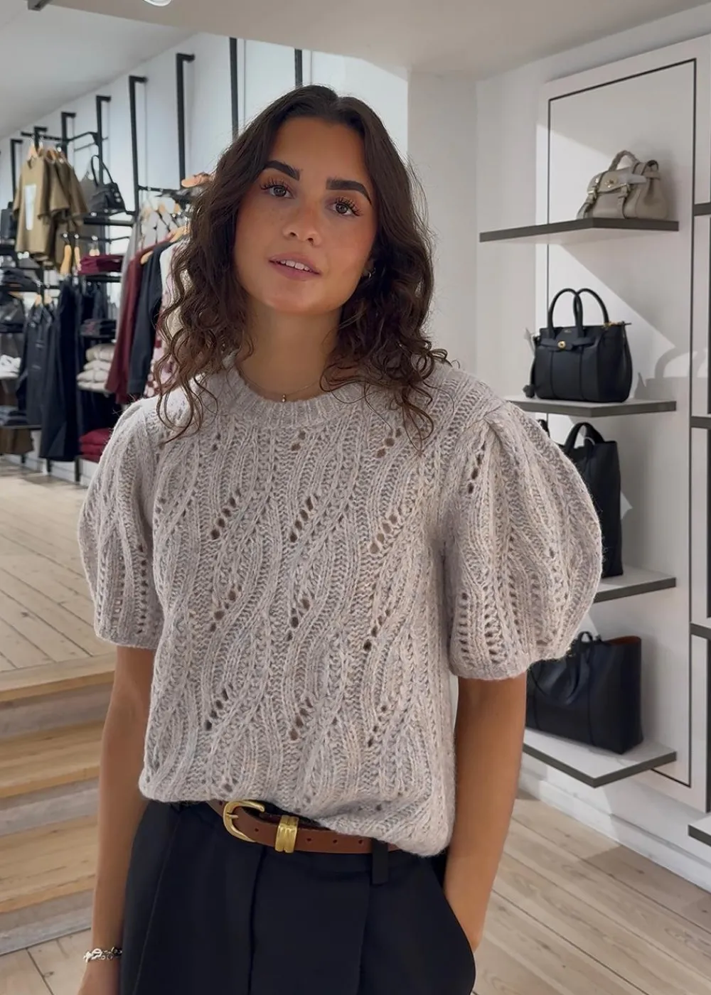 Valentina Sweater>The Garment Hot