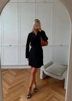 Vega Soft Satin Dress>Neo Noir Hot