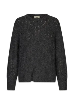 VERBIER CABLE KNIT>The Garment